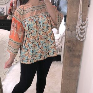 Small beautiful floral boho babydoll top